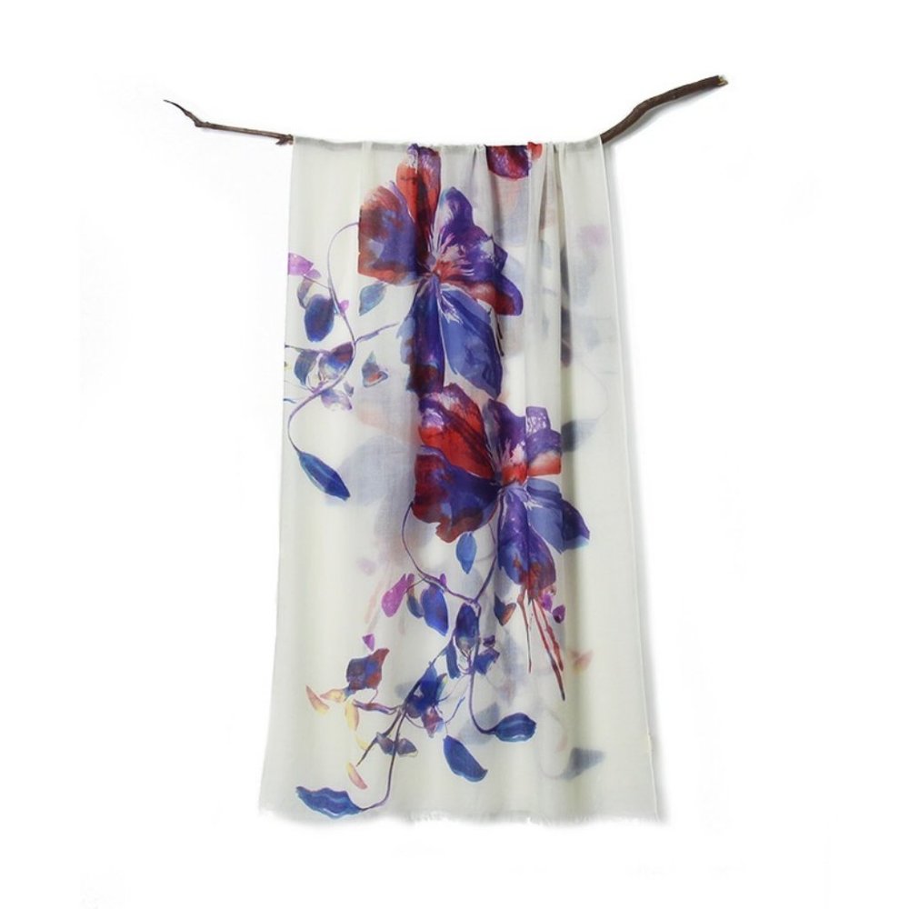floral white women's cashmere  scarf / shawl - Picture 4 of 5